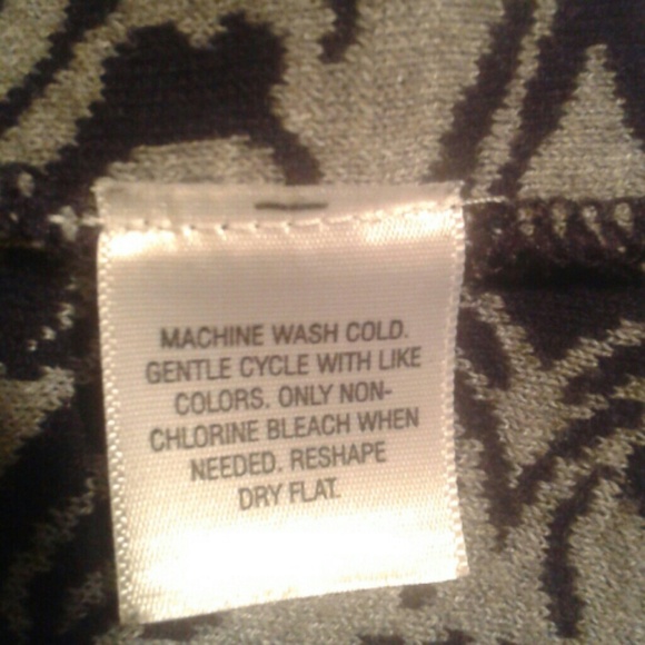 Black and white Cardigan - Picture 8 of 8